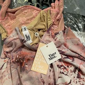 [XS] Tiger Mist Theo Dress - pink floral mauve rose (NWT)